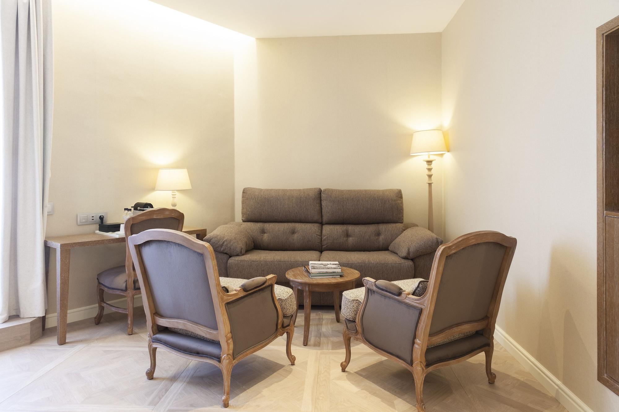 Lamaro Hotel Barcelona Ngoại thất bức ảnh A living room
