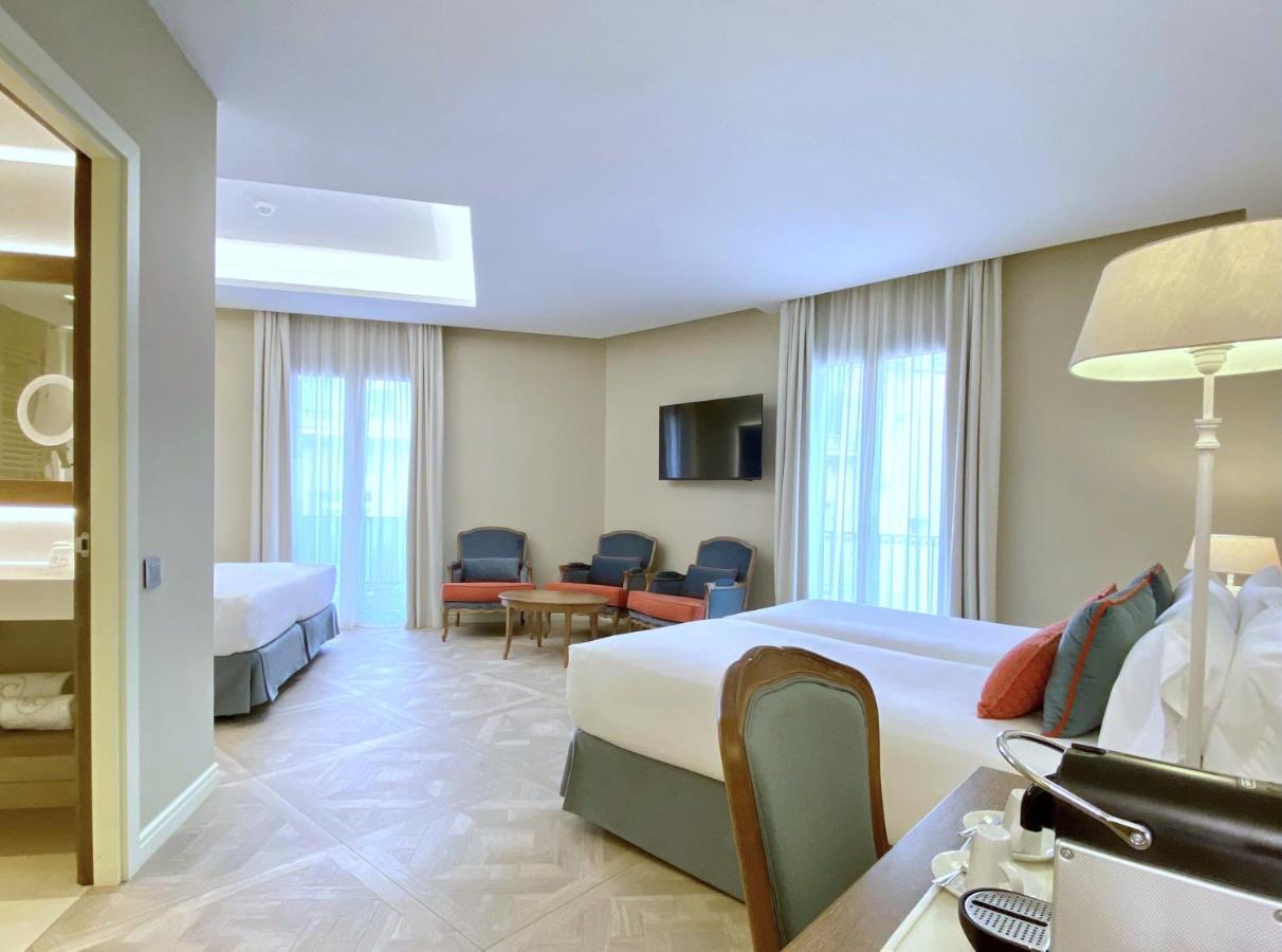 Lamaro Hotel Barcelona Phòng bức ảnh