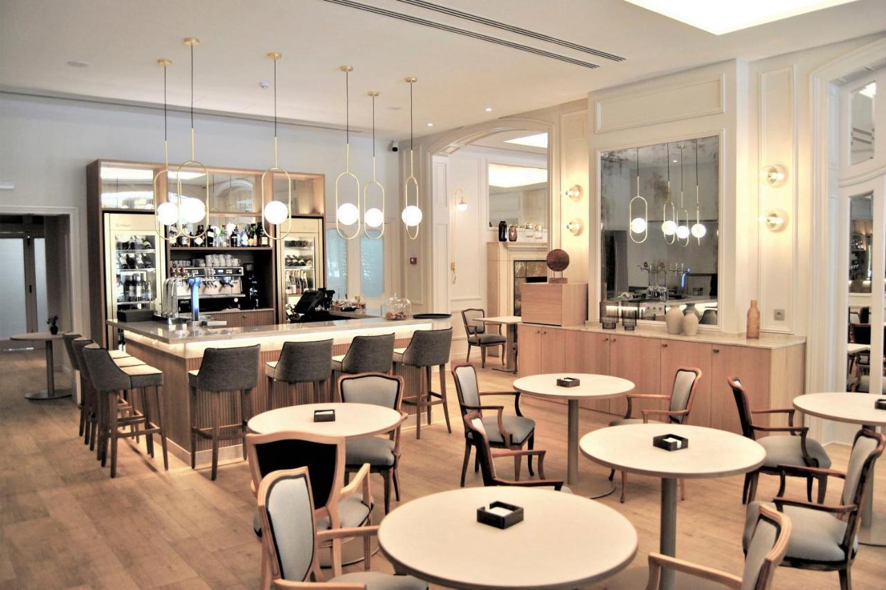 Lamaro Hotel Barcelona Ngoại thất bức ảnh The lounge at the airport